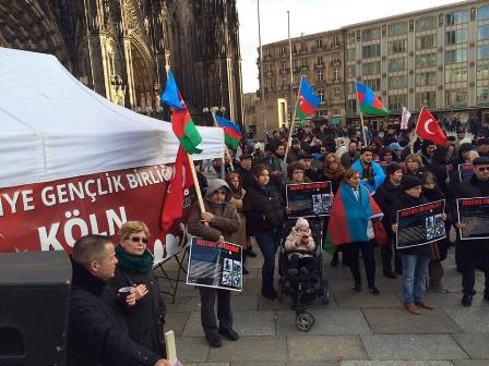 Kölndə Xocalı yürüşü